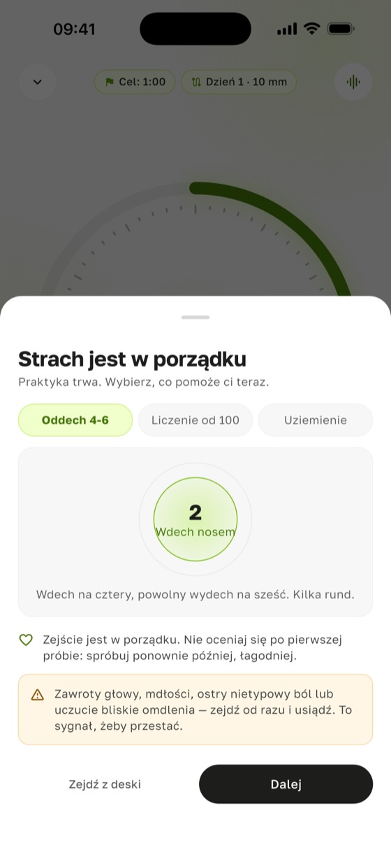 Okno przycisku „Strach?” w Sadharo: ćwiczenia na trudny moment podczas stania na gwoździach i przycisk „Zejdź z deski”