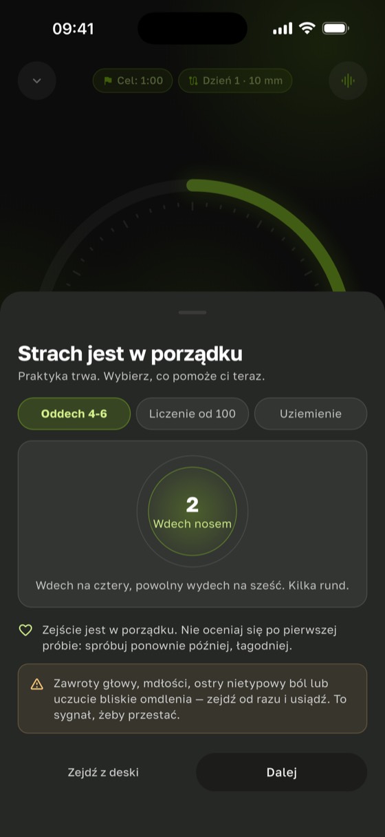 Okno przycisku „Strach?” w Sadharo: ćwiczenia na trudny moment podczas stania na gwoździach i przycisk „Zejdź z deski”